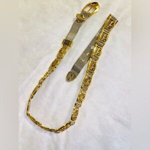 💥Gold Chain Belt with Buckle. Vintage Cheetah 🐆 metallic belt 💥